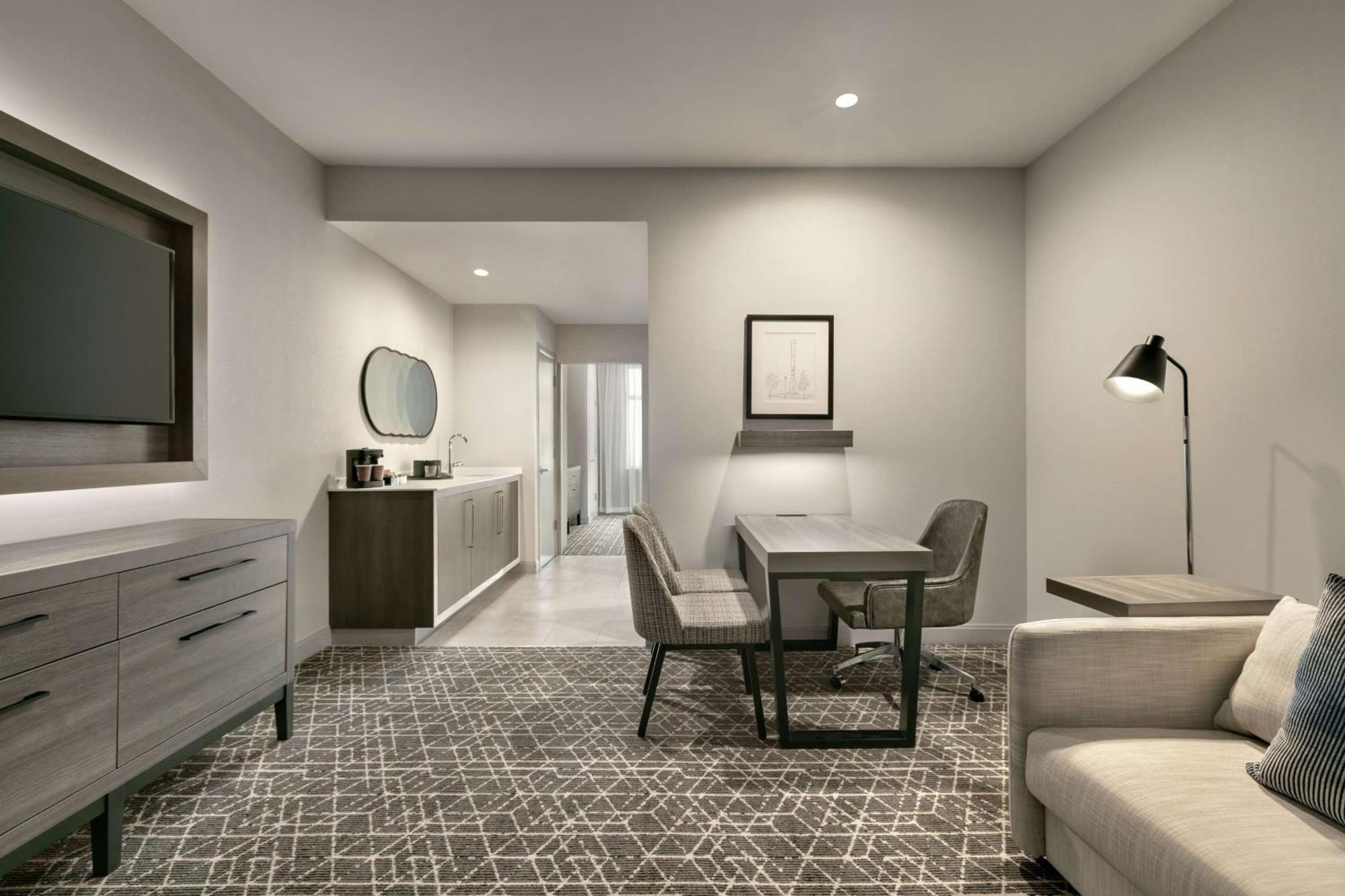 Embassy Suites By Hilton Atlanta Midtown Экстерьер фото