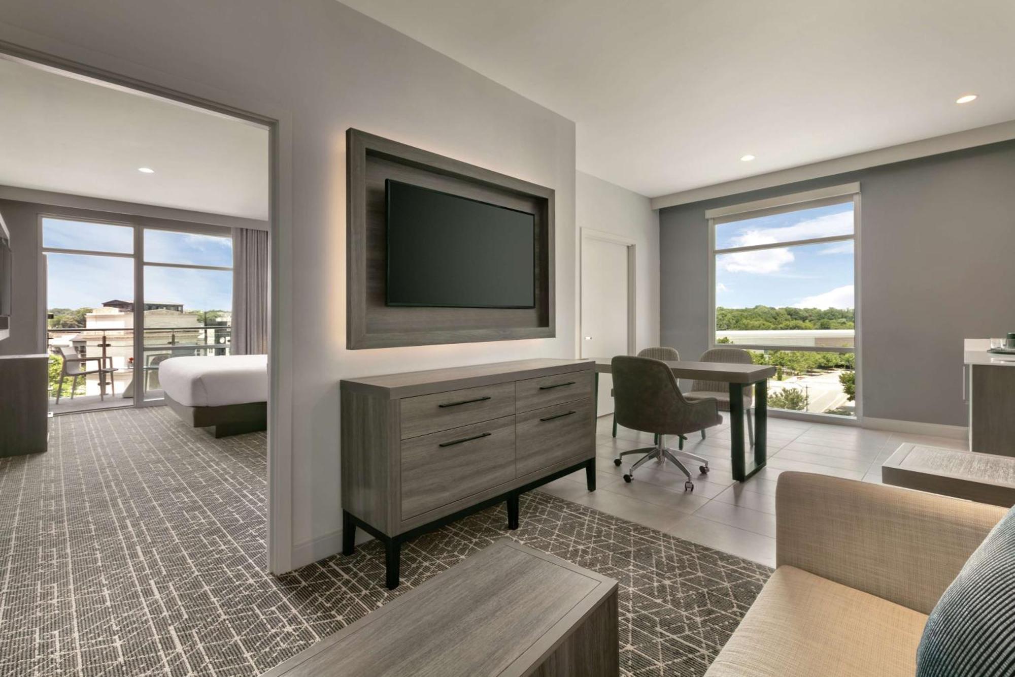 Embassy Suites By Hilton Atlanta Midtown Экстерьер фото